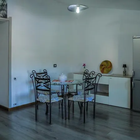 Blue Nest Appartement *